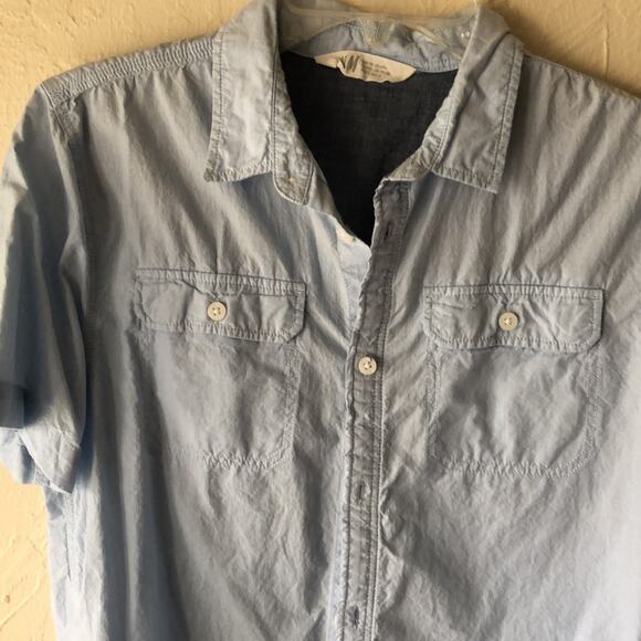 Boy’s H&M Light Blue Short Sleeve Button Up Shirt - Picture 3 of 6